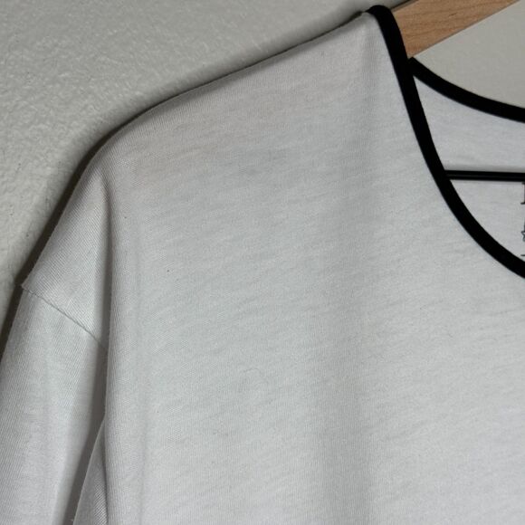 Maker's Mark Men's T-Shirt XL White Front Pocket Basics Casual - Picture 9 of 9